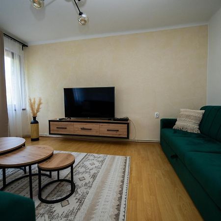 Cozy One-Bedroom Apartment Near City Center 사라예보 외부 사진