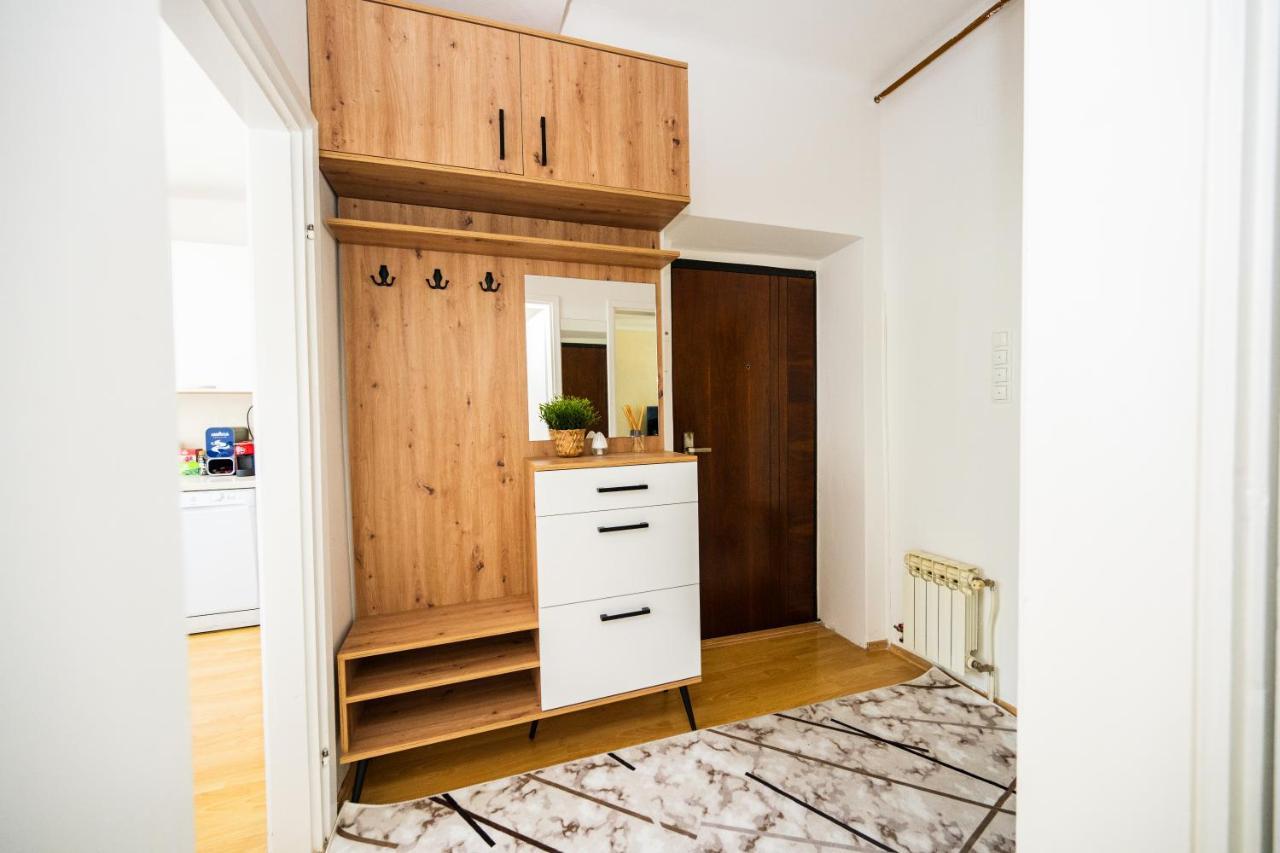Cozy One-Bedroom Apartment Near City Center 사라예보 외부 사진