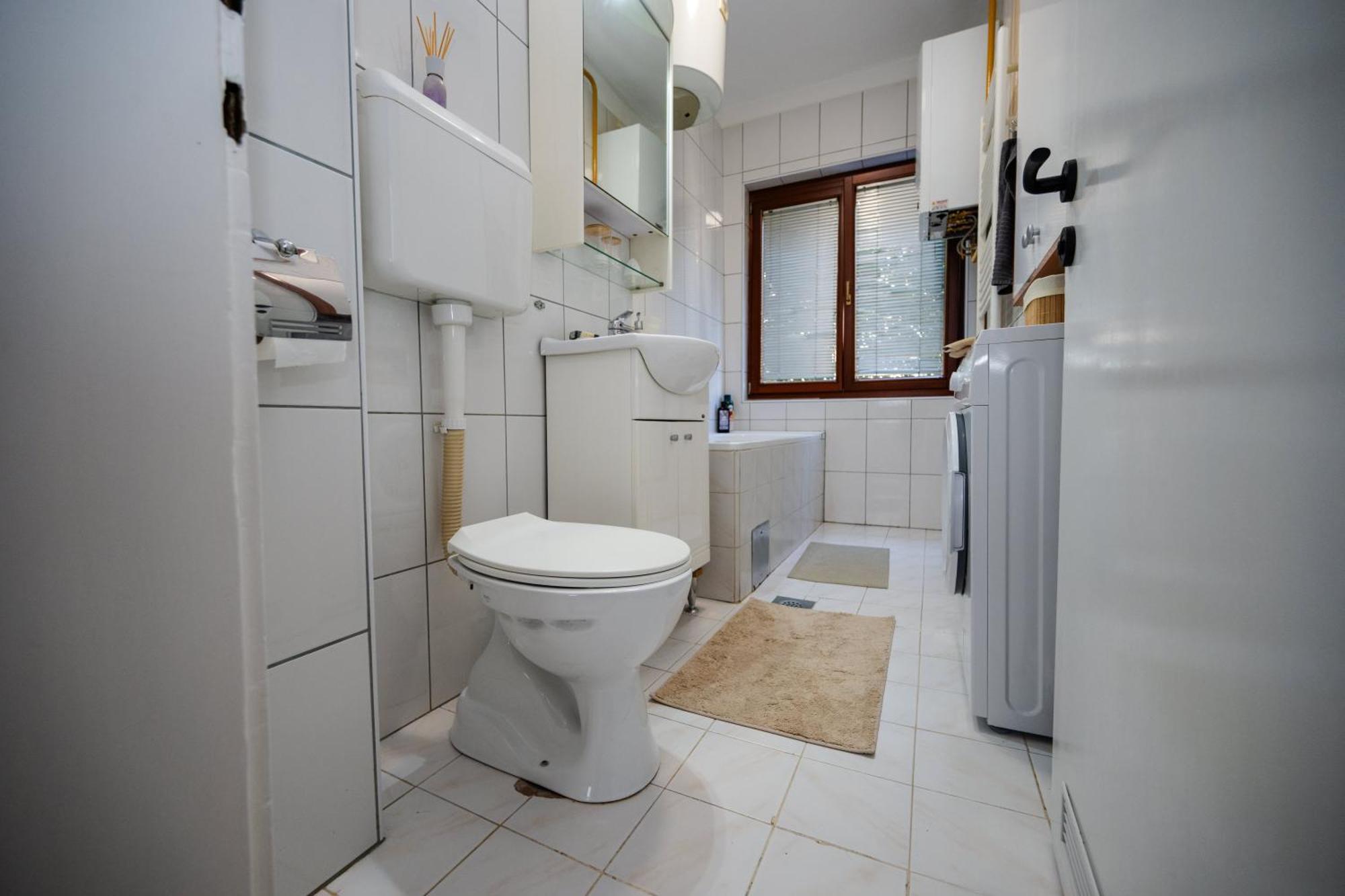 Cozy One-Bedroom Apartment Near City Center 사라예보 외부 사진